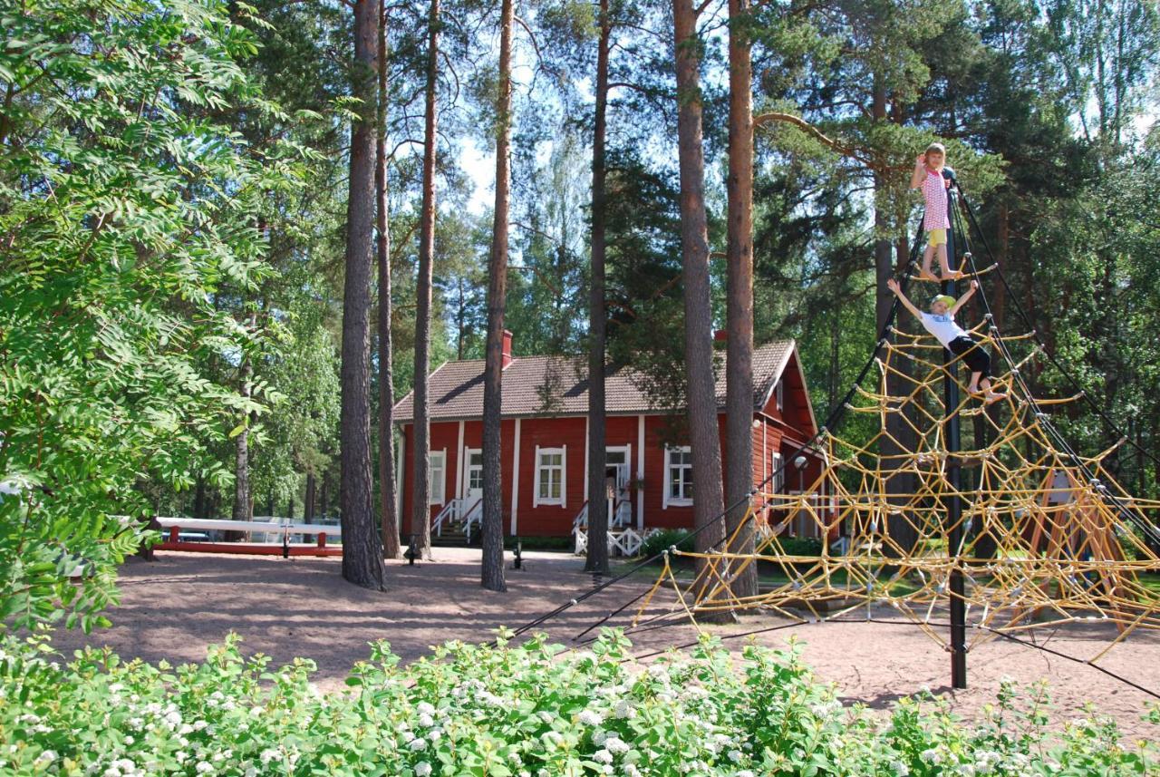 Camping Toivolansaari إلكالينين المظهر الخارجي الصورة